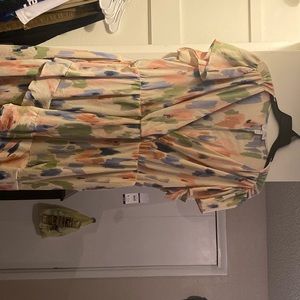 Sofía Vergara dress it’s size XXXL